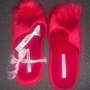Victoria's Secret Slippers BNWT